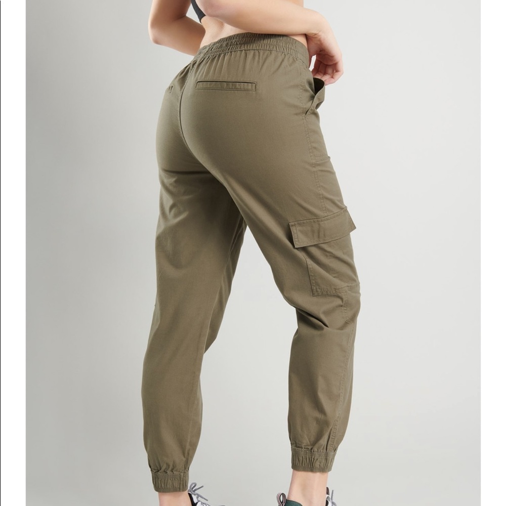 Weekender Cargo Pants - Picture 3 of 3